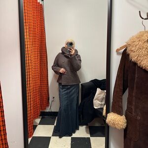 Meet your Posher, Prima